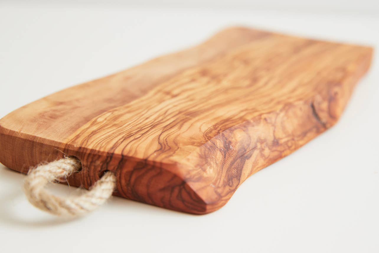Italian Olive Wood Charcuterie and Cheese Board with Rope Handle - Thumbnail 3