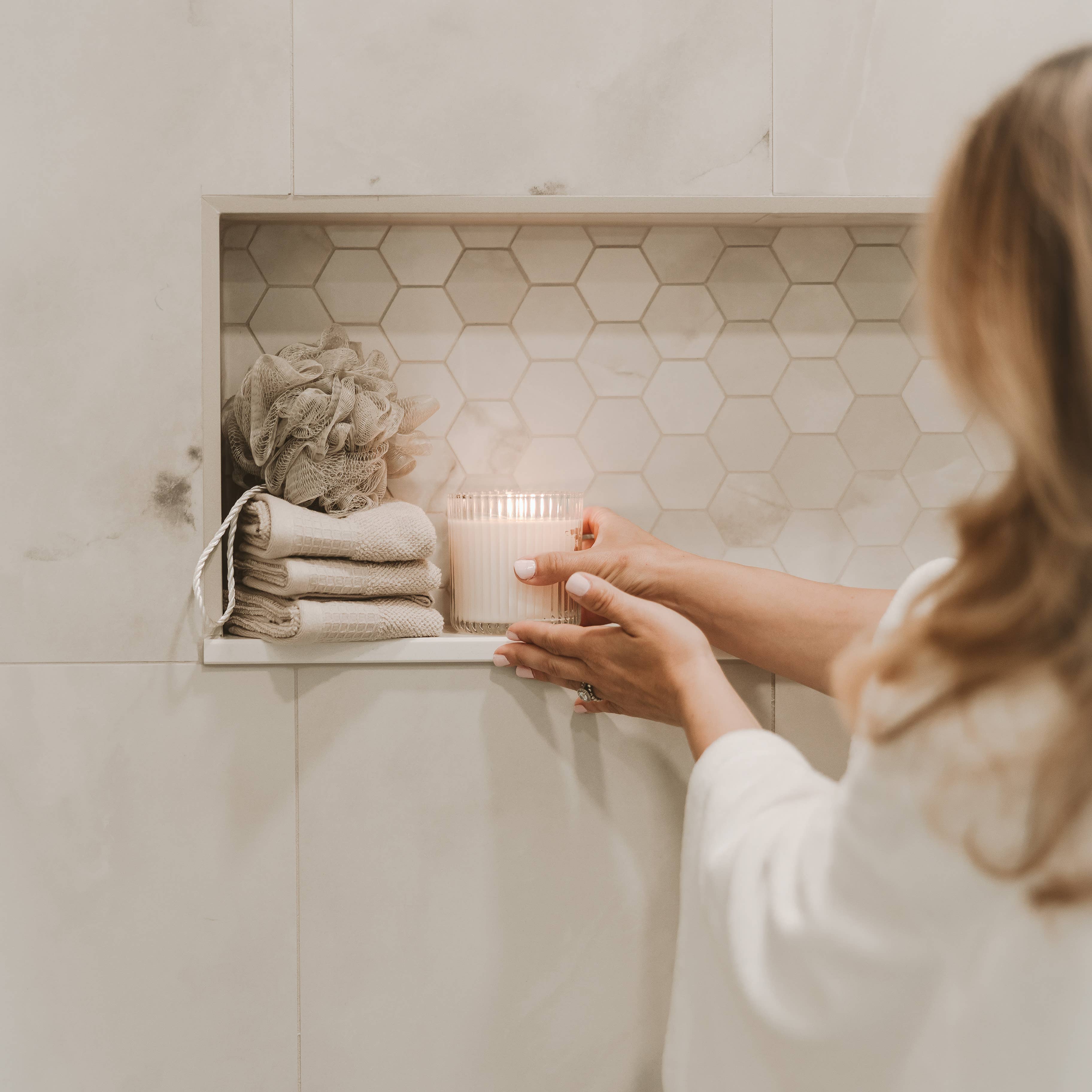 Spa Day 12 oz Soy Candle, Fluted Ribbed Jar - Thumbnail 2