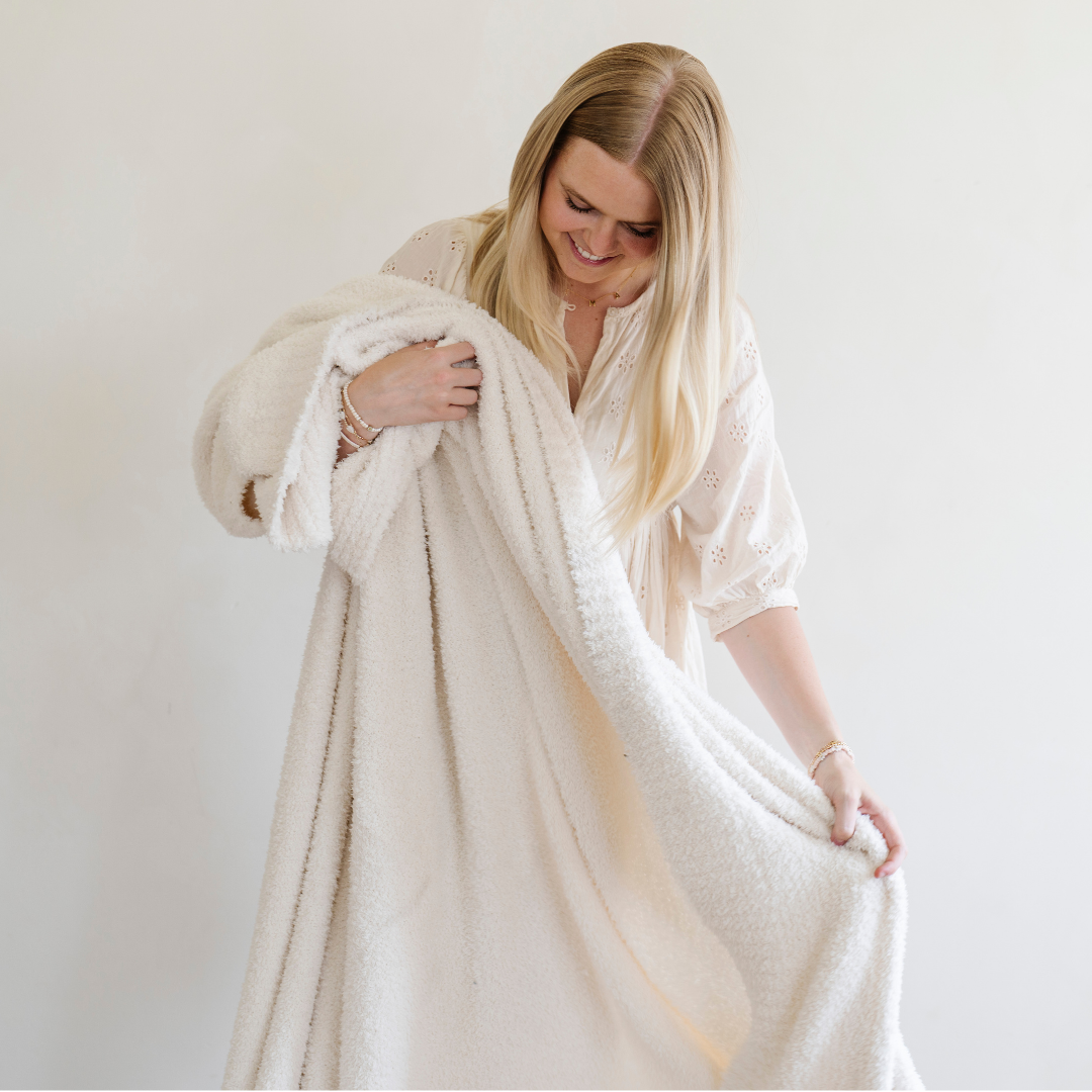 Bamboni Throw Blanket - Thumbnail 3