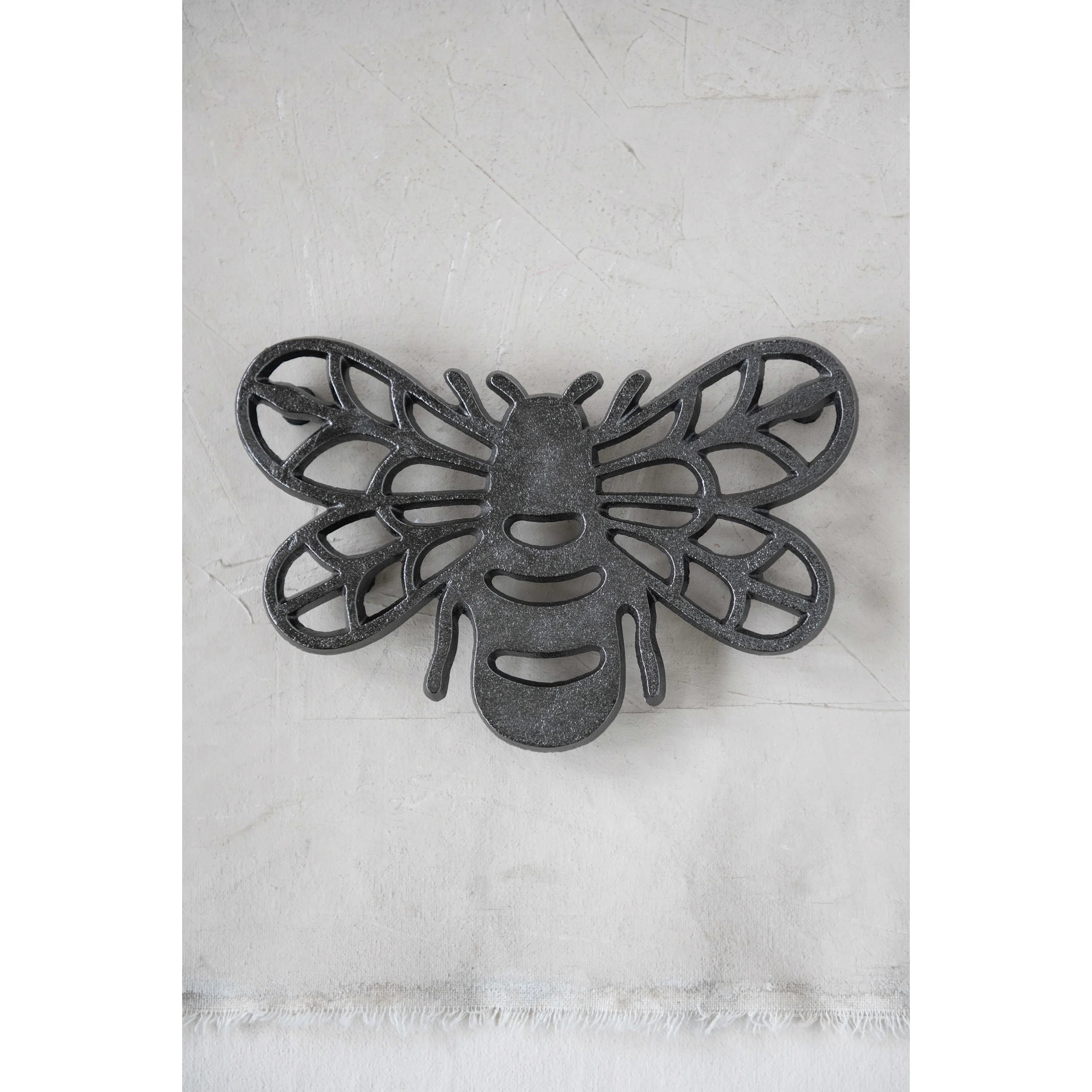Cast Aluminum Bee Trivet - Thumbnail 2