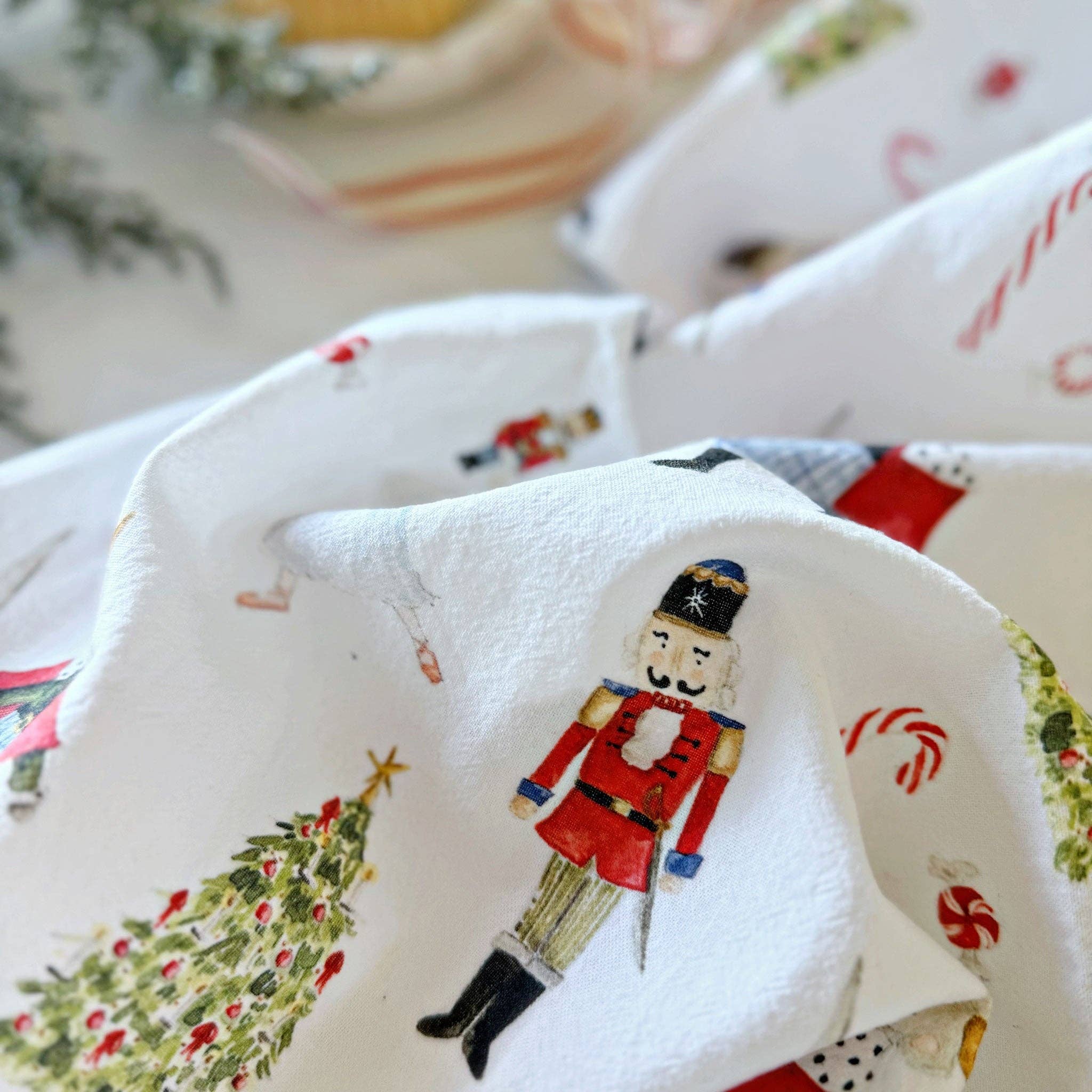 Nutcracker tea towel - Thumbnail 4